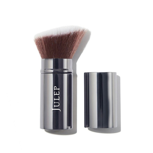 NIB Julep Retractable Kabuki Brush - Picture 2 of 2